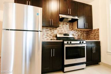 Main picture of 2261 43rd St