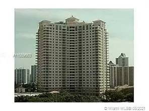 Main picture of Turnberry On the Green Condo