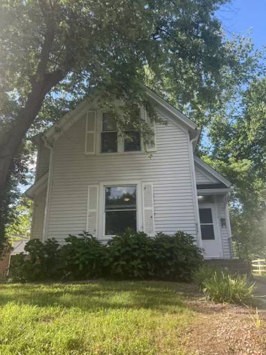 Main picture of 807 Kingshighway St