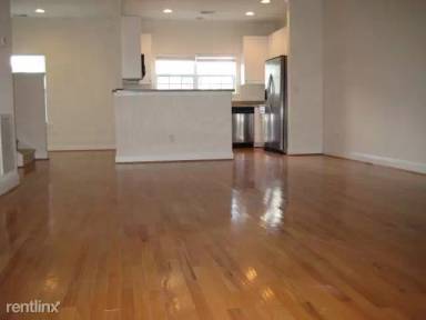 Main picture of 4102 Babbitt St