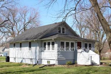 Main picture of 2830 Blake Rd