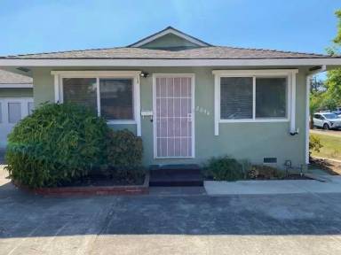 Main picture of 2094 Willester Ave