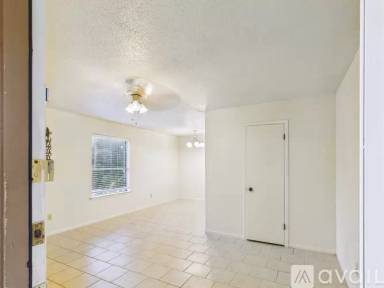 Main picture of 1502 Oakdale Cir