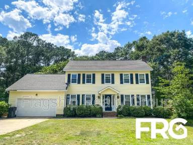 Main picture of 305 Smith Pl