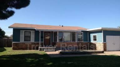 Main picture of 2702 S Colonial Dr