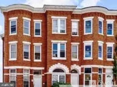 Main picture of 1901 W Baltimore St