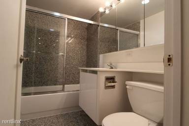 Main picture of 207 East 37th St