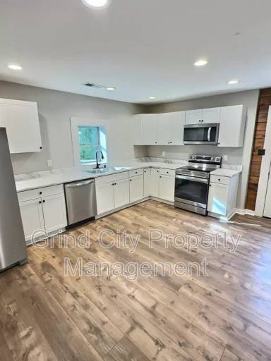 Main picture of 2430 Raleigh Lagrange Dr
