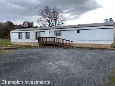 Main picture of 100 Jordan Dr