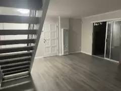 Main picture of 2360 Euclid Ave