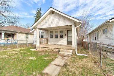 Main picture of 2908 E 17th St