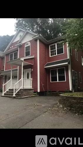 Main picture of 57 Middle Ave