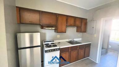 Main picture of 101 N George St
