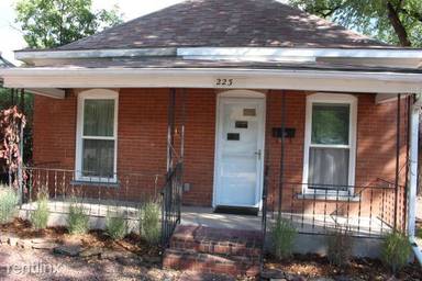 Main picture of 223 S 15th St