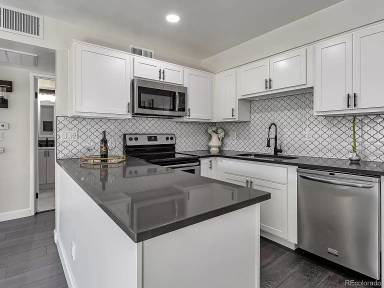 Main picture of 3613 S Sheridan Blvd
