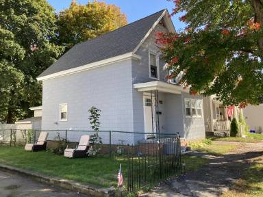 Main picture of 9 Washington St
