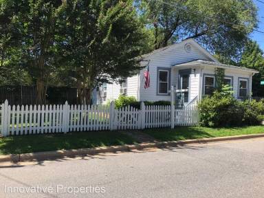 Main picture of 527 Burnside St