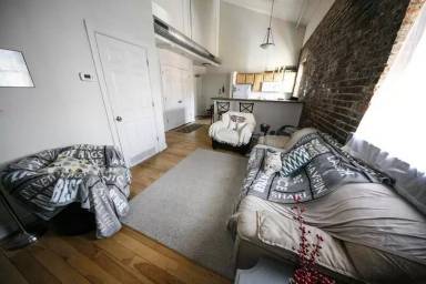 Main picture of 302 Goshen St