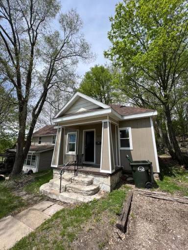 Main picture of 710 Dakota St