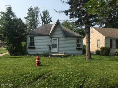 Main picture of 21586 E 8 Mile Rd