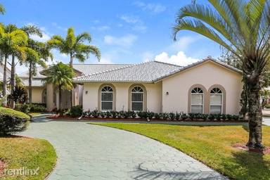 Main picture of 12660 NW 14th St