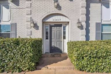 Main picture of 11417 N May Ave