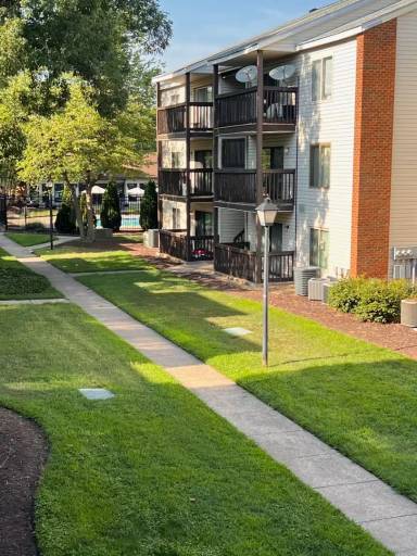 Main picture of 20 Wells Ct