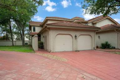 Main picture of 19318 Boca del Mar
