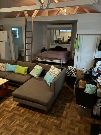 Main picture of 1395 40th St