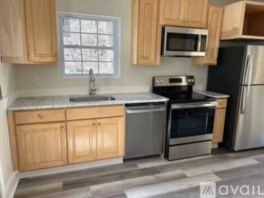 Main picture of 67 Loker St