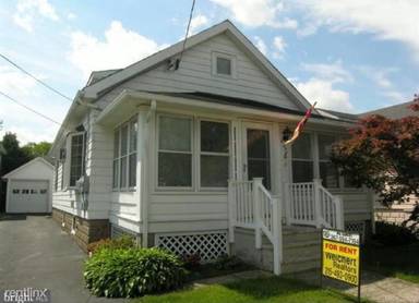 Main picture of 239 Osborne Ave