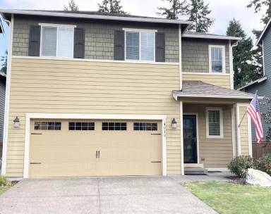 Main picture of 4018 Cameron Dr NE