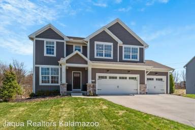 Main picture of 6179 McGillicuddy Ln