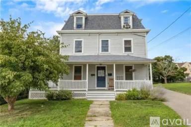 Main picture of 54 Allen St