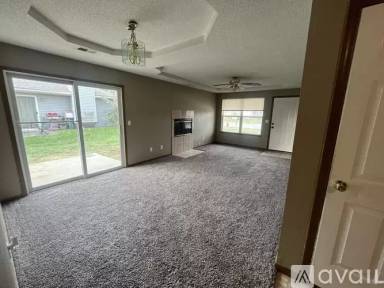 Main picture of 601 N Austin St