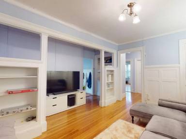 Main picture of 448 Park Dr