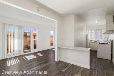 Main picture of 859 W 19th St