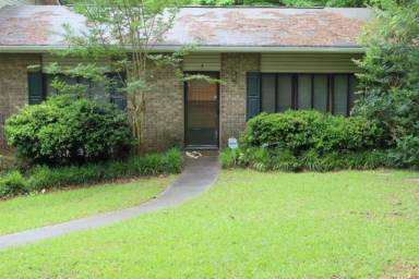 Main picture of 7560 Taylor Rd