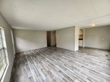 Main picture of 654 SE 128th Ave