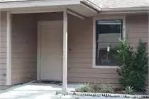 Main picture of 916 NE 18th St