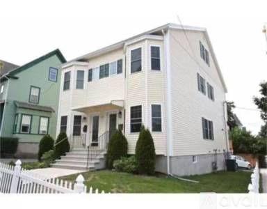 Main picture of 128 Cross St