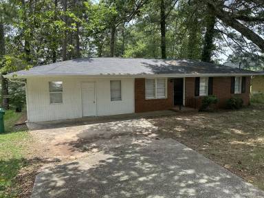 Main picture of 5884 Ash St