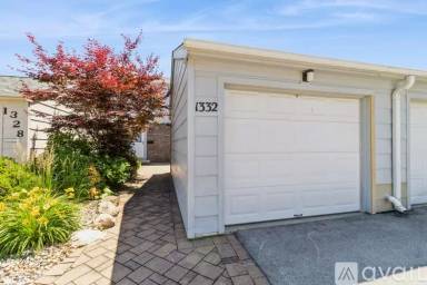 Main picture of 1332 Truman Pl