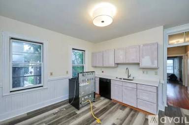 Main picture of 44 Fox St
