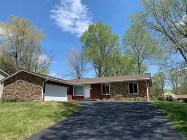 Main picture of 3629 S Kingsbury Ave