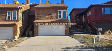 Main picture of 374 1/2 Ridge View Dr