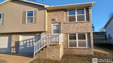 Main picture of 348 Oak Ridge Pkwy