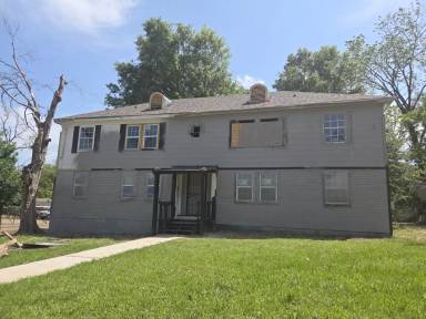 Main picture of 1205 Lawnview Pl