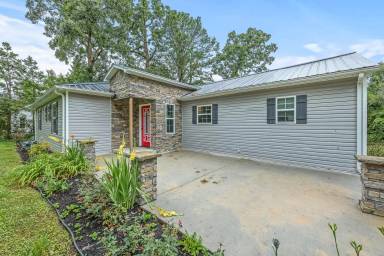 Main picture of 1028 Womack Ave