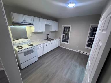 Main picture of 19 Amity Ct